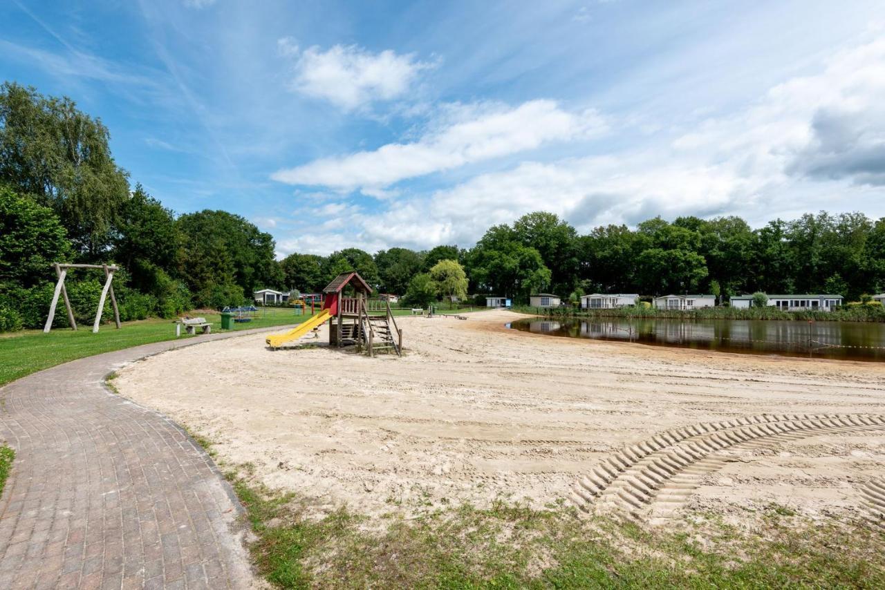 Forestlodge In Het Vechtdal - 5 Persoons Hardenberg Bagian luar foto